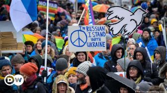 Pengalaman Keluarga Rusia di Bonn Menampung Pengungsi dari Ukraina