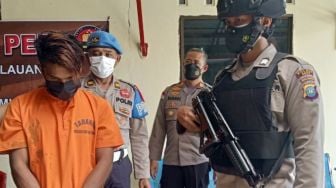 Sakit Hati Ditegur, Pemuda di Bintan Tikam Remaja dengan Gunting Berkali-kali dalam Keadaan Mabuk