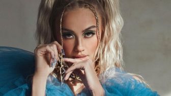 Pesan Menyentuh Agnez Mo untuk Rio Alief yang Baru Ditinggal Pergi Sang Istri