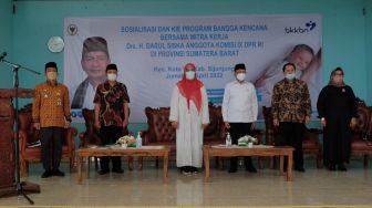 Cegah Stunting, BKKBN Genjot Sosialisasi KIE Program Bangga Kencana di Sumbar