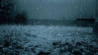 Hujan Lebat di Seluruh Wilayah Sulawesi Barat, Jumat 18 November 2022