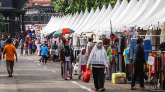 Ngabuburit Sambil Belanja di Bazar Ramadhan Monumen Pancasila Sakti