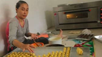Cara Jitu Industri Rumahan Kue Kering di Palembang Bertahan, Resep Keluarga Jadi Andalan