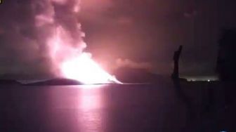 Erupsi Gunung Anak Krakatau Dipastikan Tak Ganggu Penyeberangan Merak-Bakauheni, Ini Penjelasannya