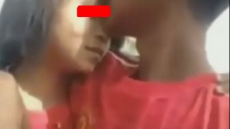 Viral Bocah Pakai Jersey Man United Beradegan Mesra bak Drama Korea, Publik: Udah Fans MU Malu-maluin Lagi