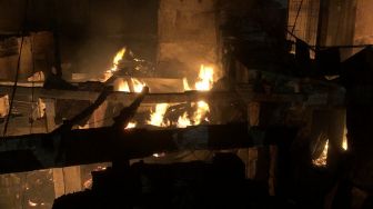 Kebakaran Pasar Gembrong: 90 Rumah dan 20 Toko Ludes Dilalap Api, Dugaan Awal Korsleting Listrik