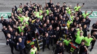 Raih Podium Satu dan Dua, Tim Red Bull Racing Catat Prestasi Keren di F1 GP Emilia-Romagna 2022