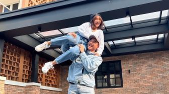 Adu Mewah Rumah Fuji dan Fadly Faisal, Simak di 8 Potretnya Berikut Ini!