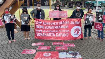 Gelar Aksi Bisu, Komunitas Indonesia Bebas Daging Anjing Tagih Janji Gibran, Soal Apa?