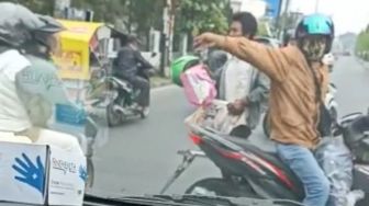 Aksi Pemotor Halangi Ambulans Bawa Pasien di Medan Viral, Polisi Turun Tangan