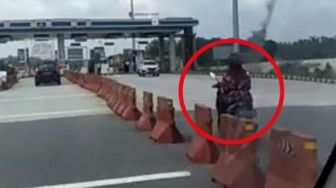 Dikejar Malah Balik Arah, Ini Alasan Pemotor Emak-emak Masuk Tol Pekanbaru-Dumai