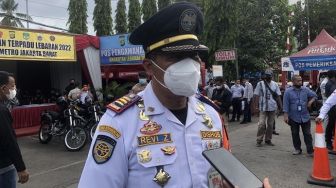 Belum Berlakukan Kebijakan Bebas Masker Bagi Penumpang, Ini Alasan Pengelola Terminal Kalideres