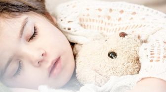 Orang Tua Wajib Tahu, Ini 4 Manfaat Tidur Siang bagi Anak