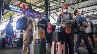 33.400 Pemudik Diberangkatkan dari Stasiun Gambir dan Senen pada Hari Pertama Lebaran