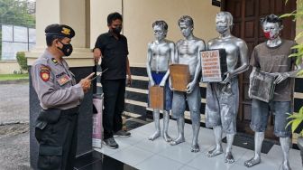 4 Manusia Silver 'Digaruk' dari Jalanan Kota Kediri, Dianggap Meresahkan Warga