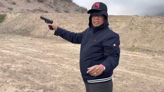 Pendeta Saifuddin Latihan Menembak: Sasarannya Orang yang Tak Mau Hidup Bersama Tuhan