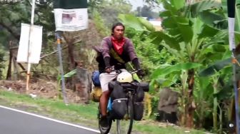 Video Viral Anjas Yuliansyah 19 Hari Mudik Pakai Sepeda dari Tangerang ke Gunungkidul
