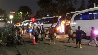 H-2 Lebaran, Polisi: Kemungkinan Malam Ini Puncak Arus Mudik di Terminal Grogol