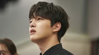 Emosi Drastis Yeo Jin Goo di Drama Korea 'Link', Menangis Setelah Tertawa