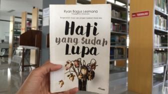 Ulasan Hati Yang Sudah Lupa: Bergeraklah Maju tapi Jangan Lupakan Masa Lalu