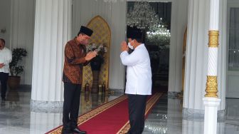Menjamu Menhan Prabowo Subianto Sembari Makan Opor Ayam, Jokowi: Bahas Hal Ringan, Bukan Politik