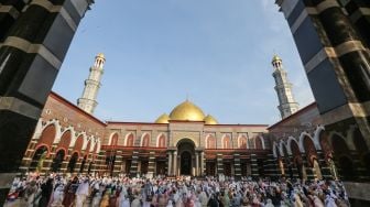 Pelaksanaaan Shalat Idul Fitri di Berbagai Daerah