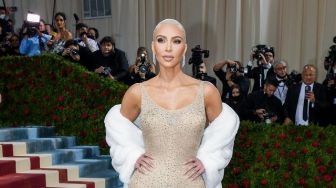 Diet Ketat Kim Kardashian Demi Tampil di Met Gala 2022, Ahli Gizi Ungkap Bahayanya Bagi Tubuh