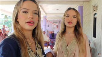 Sebut Warganet Iri Dengki, The Connell Twins Balik Dihujat: Jual Diri Aja Bangga