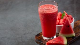 Kaya akan Vitamin C, Ini 5 Manfaat Buah Semangka bagi Kesehatan!