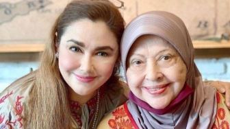 Mieke Wijaya Bakal Dikubur Satu Makam dengan Sang Suami, Nia Zulkarnaen Ungkap Wasiat Mengharukan