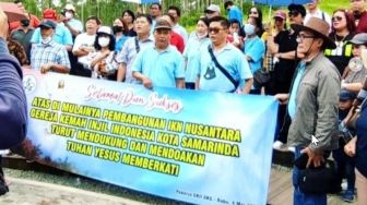 Bawa Spanduk di Titik Nol, Gereja Kemah Injil Indonesia Samarinda Nyatakan Dukungan Terhadap IKN : Yesus Memberkati