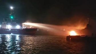 44 Kapal Nelayan di Cilacap Terbakar