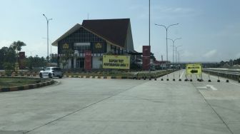 Kendaraan Menuju Pelabuhan Bakauheni Diarahkan ke Rest Area KM 20B