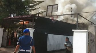 Pabrik Roti di Padang Terbakar, Begini Kejadiannya