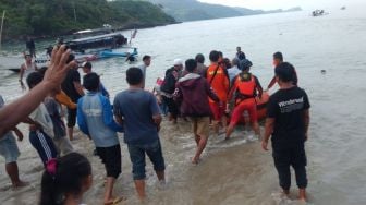 Libatkan Penyelam, Korban Tenggelam di Pantai Blebuk Bakauheni Ditemukan Meninggal