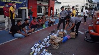 Malang Nian Nasib Sukarman, Mau Silaturahmi Malah Tewas Kena Ledakan Petasan di Jalanan