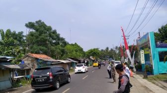 Urai Volume Kendaraan, Polisi Berlakukan One Way dari Arah Jakarta menuju Pantai Anyer