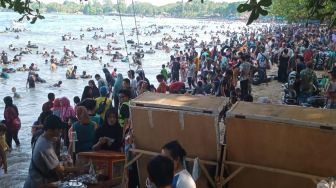 Libur Lebaran 2022: 1,2 Juta Orang Diprediksi Kunjungi Wisata di Banten