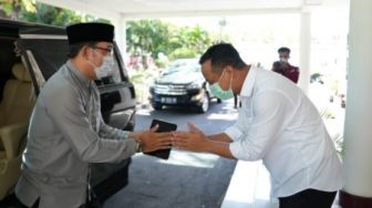 Ridwan Kamil Puji Komitmen Andi Sudirman Rampungkan Pembangunan Masjid 99 Kubah Asmaul Husna