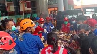 Lift Jatuh, Warga Malang Berbobot 275 Kilogram Menderita Patah Tulang Kaki