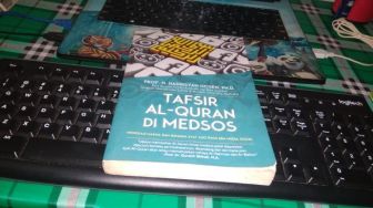 Belajar Tafsir di Era Medsos, Ulasan Buku 'Tafsir Al-Quran di Medsos'
