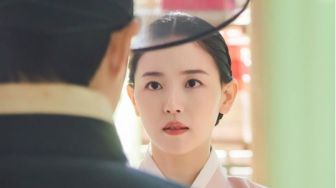 Bocoran Baru Drama Bloody Heart, Tampilkan Ketegangan Hubungan Kang Han Na