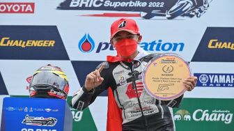 Gokil! Pembalap 14 Tahun Asal Indonesia Berhasil Raih Podium di Chang International Circuit Thailand