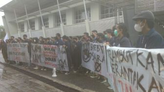 Buntut Tulisan, Rektor ITK Dituntut Mundur oleh Mahasiswanya, Sebut Kampus Sering Dapat Teror