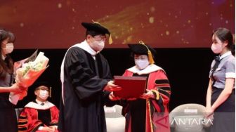 Wow! Megawati Soekarnoputri dapat Gelar Profesor Kehormatan Tertinggi dari SIA Korea Selatan