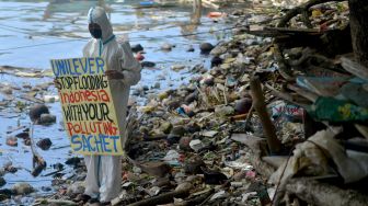 Sungai Batang Arau Sumbar Tercemar Mikroplastik