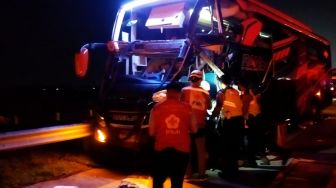 4 Bus Pariwisata Terlibat Kecelakaan Beruntun di Karanganyar, 1 Orang Meninggal