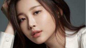 Yura Girl's Day Curhat Soal Perannya di Drama Korea 'Forecasting Love and Weather'
