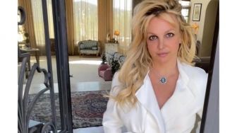 Potret Bugil Bikin Heboh, Britney Spears Singgung Kepercayaan pada Tuhan