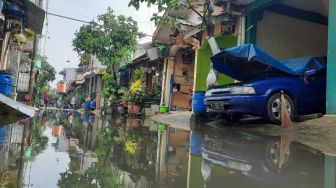 Banjir Rendam Puluhan Rumah di Cikupa Tangerang, Ratusan KK Terdampak